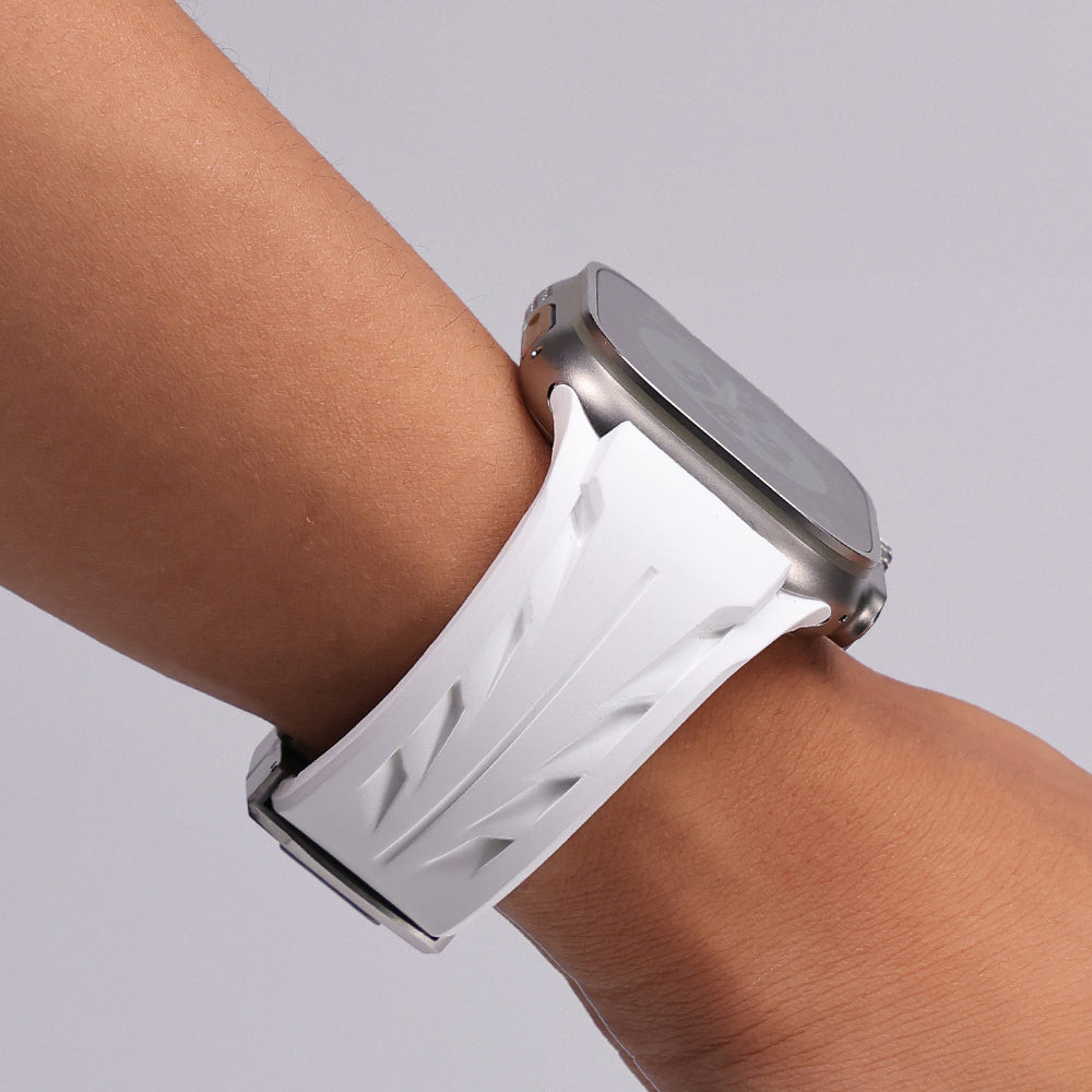 Apple Watch 10 46mm KRD-127 Metal Tokalı Silikon Kordon Beyaz