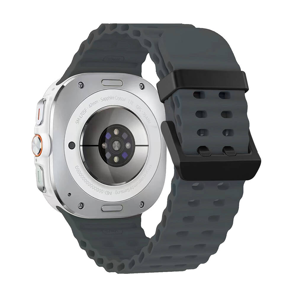 Galaxy Watch Ultra 47mm Zore KRD-118 Tırtıklı Tasarım Silikon Kordon Beyaz