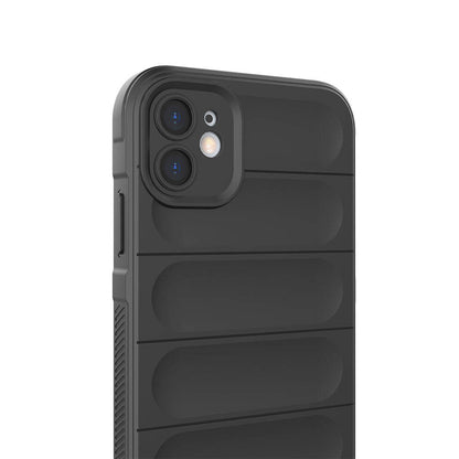 Apple iPhone 11 Kılıf Esnek TPU Oyuklu Arka Yüzey Tasarımlı Zore Etnik Silikon Kapak Kırmızı