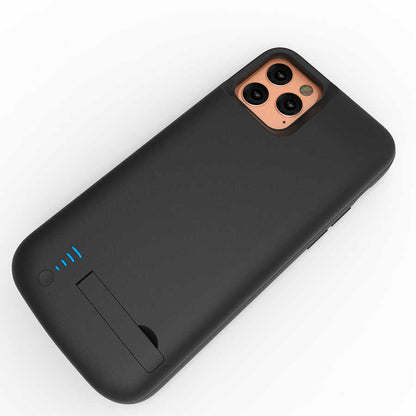 Apple iPhone 11 Pro Zore Standlı Led Göstergeli Şarjlı Kılıf 5000mAh Siyah