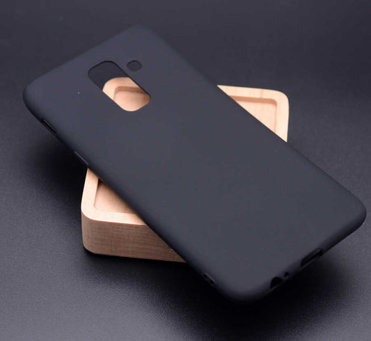 Galaxy A6 Plus 2018 Kılıf Zore Premier Silikon Kapak Siyah