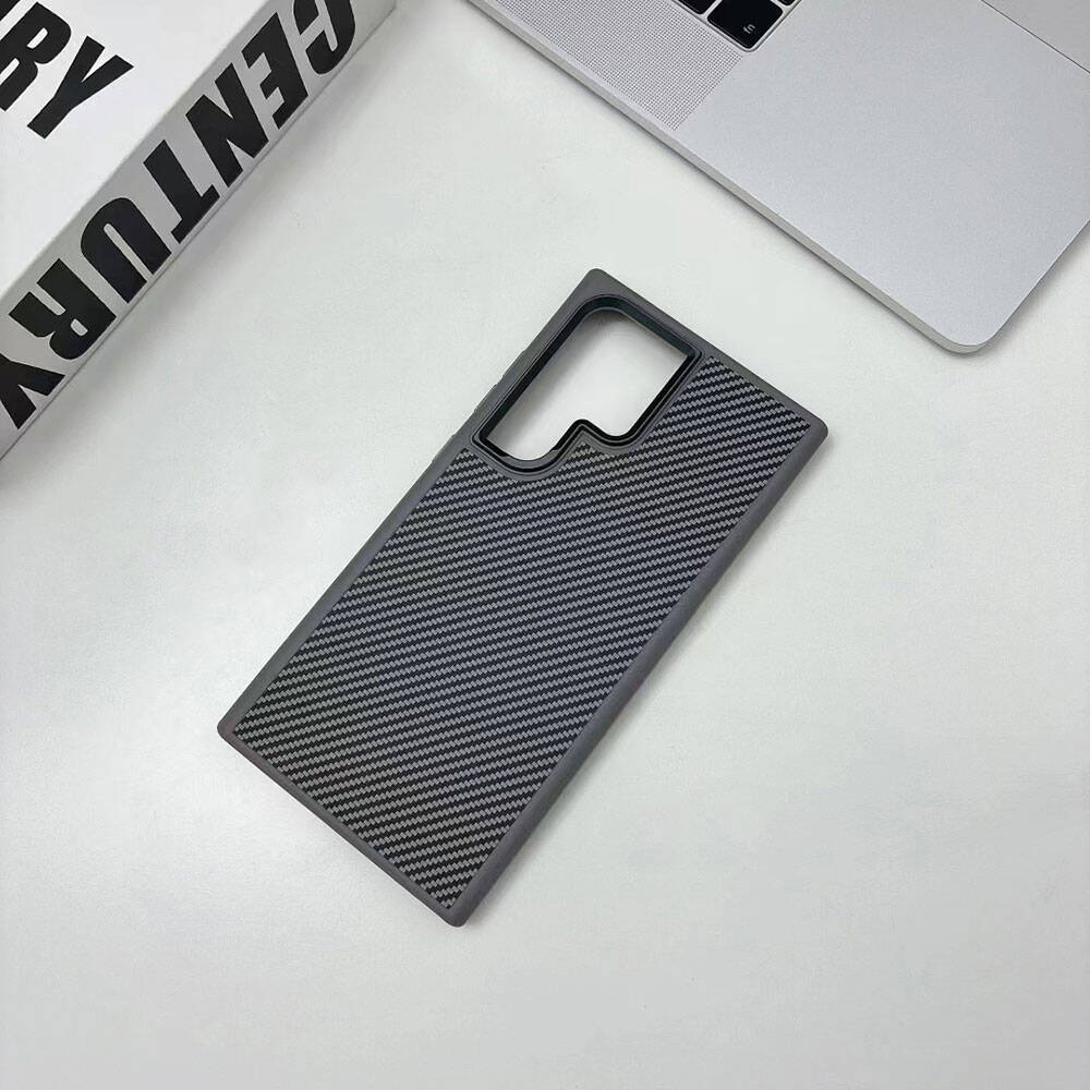 Galaxy S24 Ultra Kılıf Magsafe Şarj Özellikli Karbon Fiber Görünümlü Zore Troy Kapak Siyah