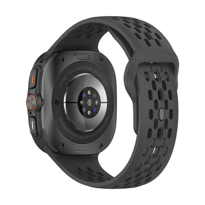 Galaxy Watch Ultra 47mm Zore KRD-119 Delikli Tasarım Silikon Kordon Starlight