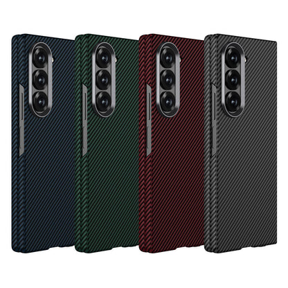 Galaxy Z Fold 6 Kılıf Kamera Korumalı Karbon Fiber Tasarımlı Arka Yüzey Zore Kıpta Karbon Kapak Koyu Yeşil