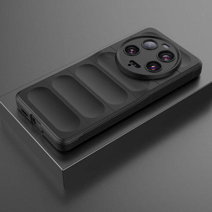Xiaomi Mi 13 Ultra Kılıf Esnek TPU Oyuklu Arka Yüzey Tasarımlı Zore Etnik Silikon Kapak Siyah