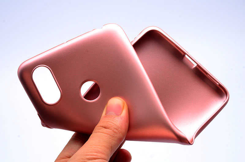 Xiaomi Mi Max 3 Kılıf Zore Premier Silikon Kapak Gold