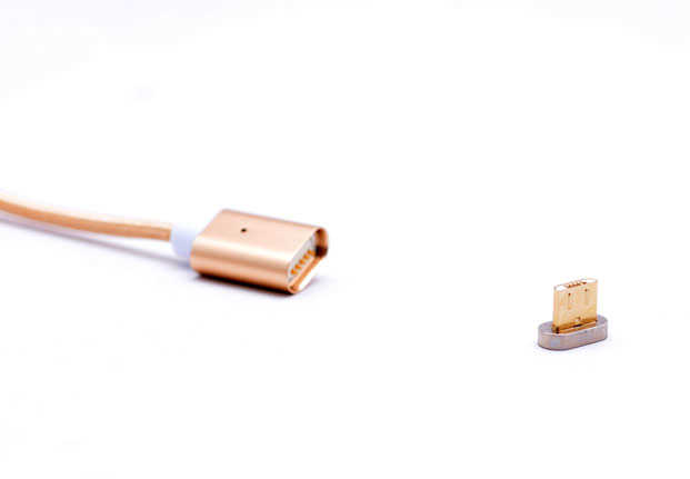 Zore Mıknatıslı 8600 Micro Usb Kablo Gold