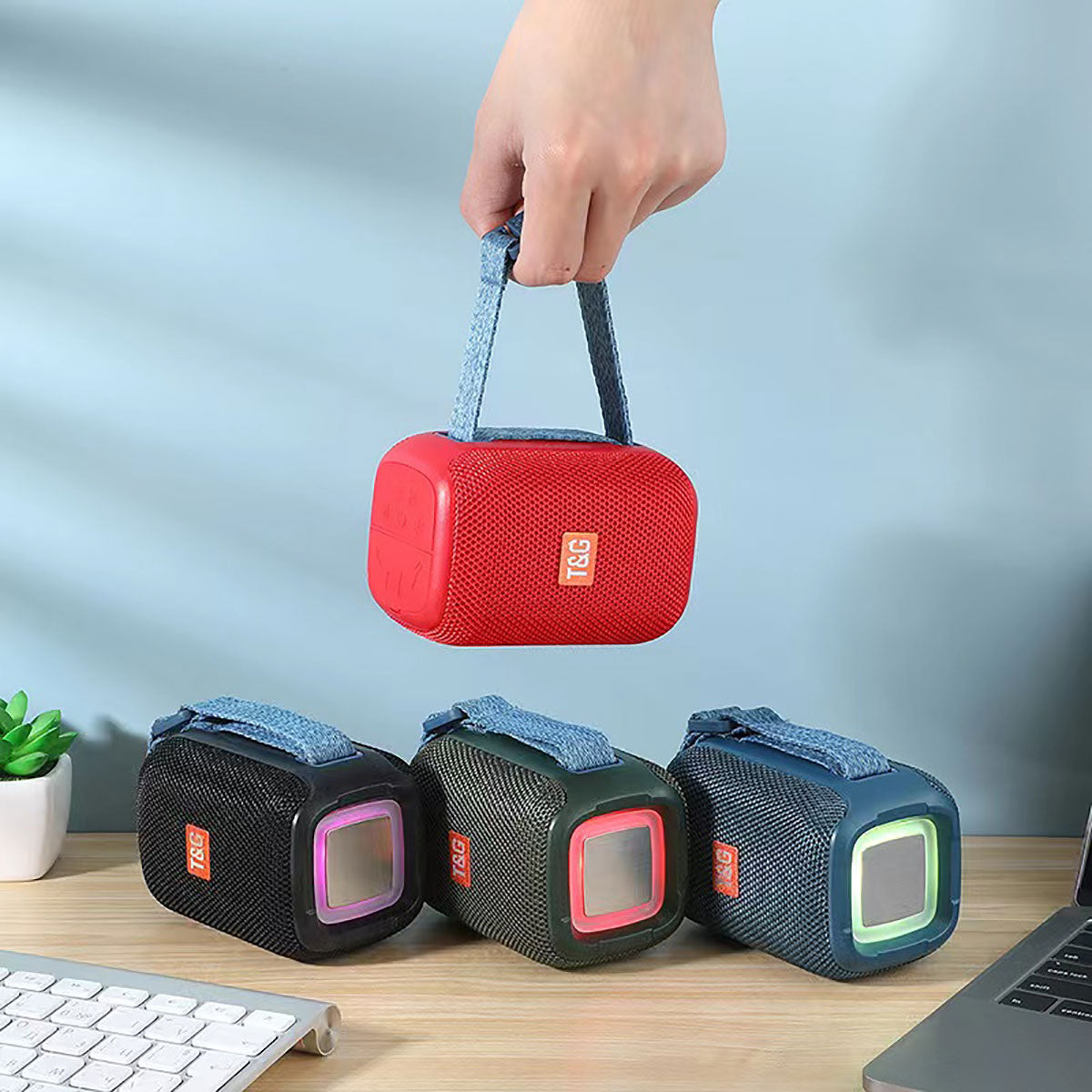 Zore TG339 Ayarlanabilir Renkli Işıklı El Askılı Bluetooth Hoparlör Speaker Siyah